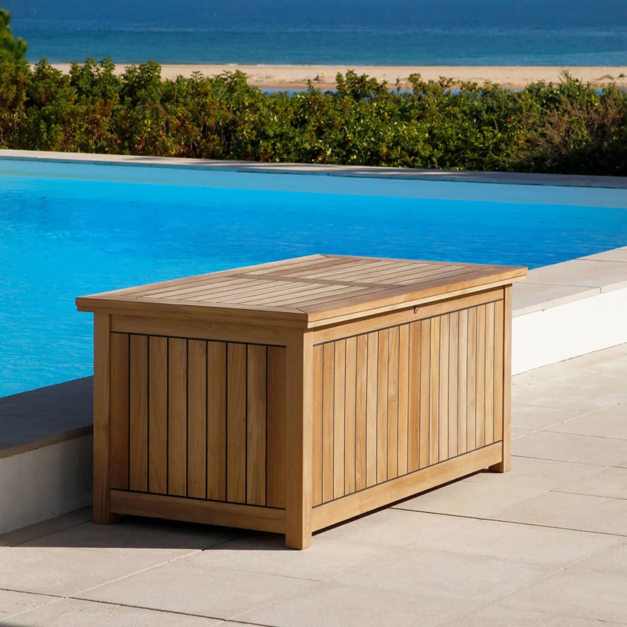 Barlow Tyrie Large Teak Storage Chest CurranOUTDOOR